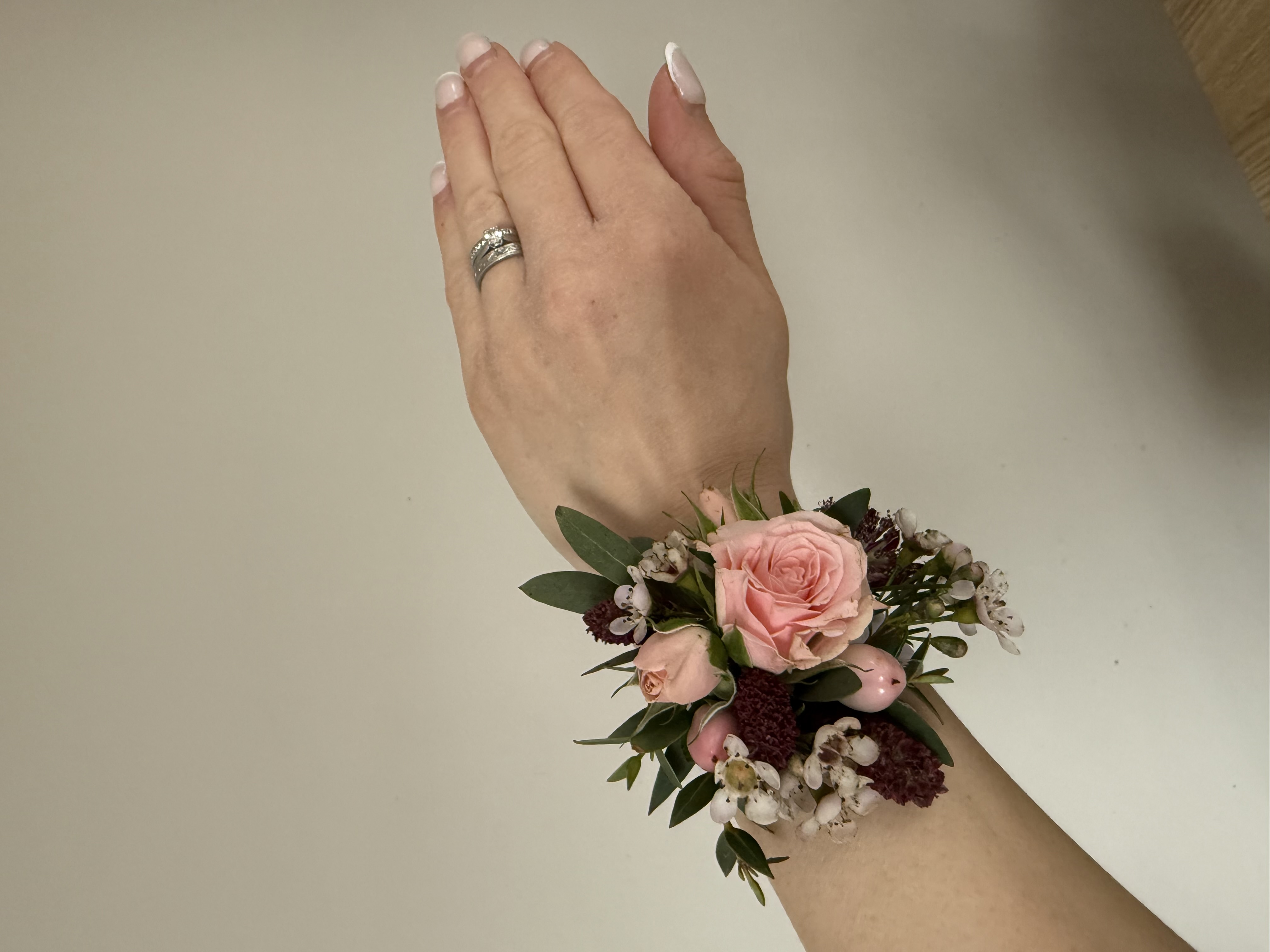 Floral accessory 3